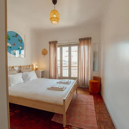 Apartment Santa Catarina Flat 2bd With Balcony By Vacationy Porto