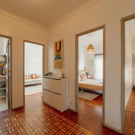 Santa Catarina Flat 2bd With Balcony By Vacationy Apartment Porto