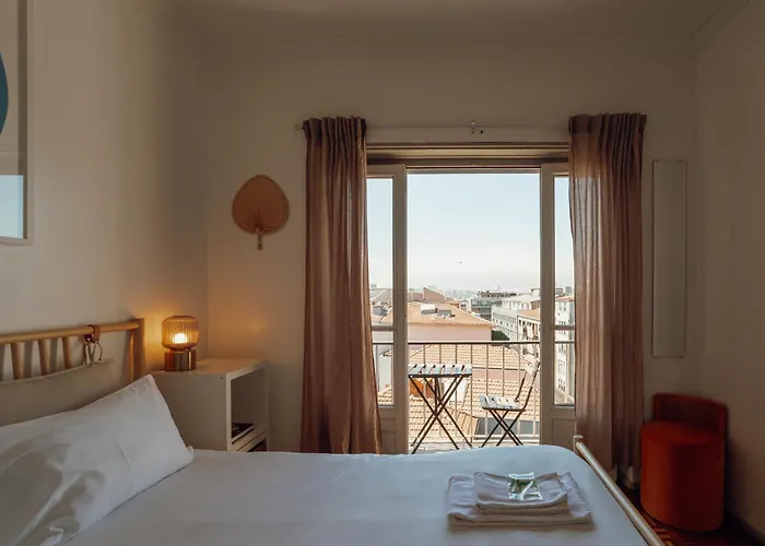 Santa Catarina Flat 2bd With Balcony By Vacationy *