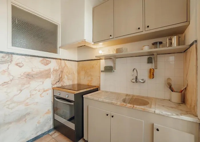 Santa Catarina Flat 2bd With Balcony By Vacationy Porto